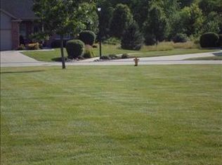 503 Spring Ridge Dr, Bloomington, IL 61704