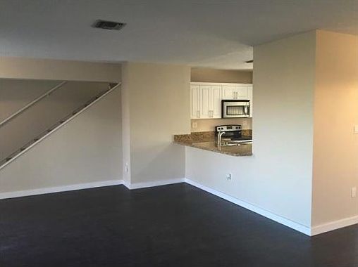 3rd image of 1482 NW 196th St