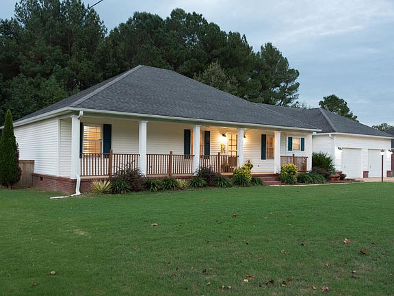 3rd image of 2110 Weston Dr
