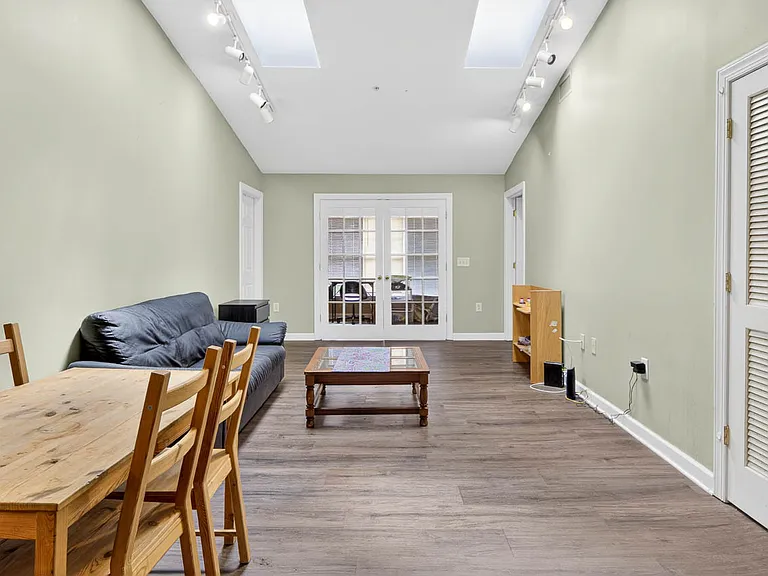 929 Morreene Rd #B36 — Photo 3