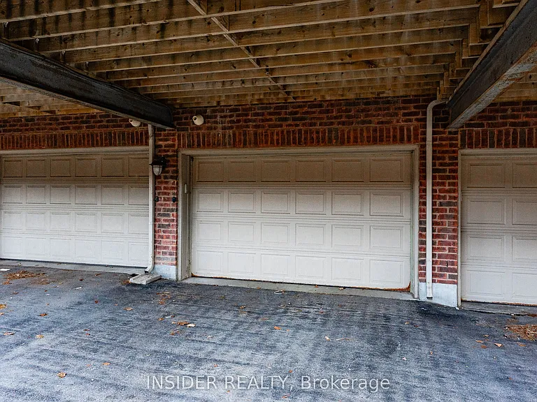 1812 Burnhamthorpe Rd E #90 — Photo 32
