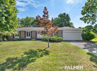 271 Brook Lane Ave, Holland, MI 49423