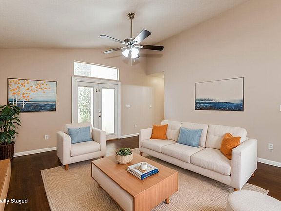 4th image of 2112 S Cranbrook Ave