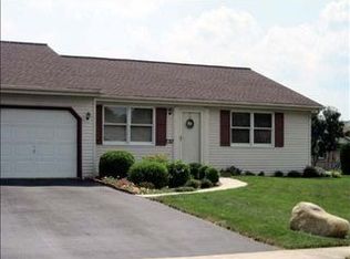 1980 Brentwood Dr, Middletown, PA 17057