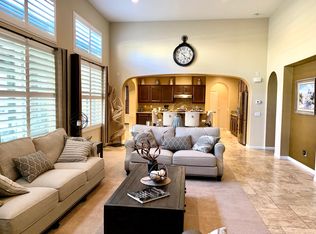 32181 Live Oak Dr, Temecula, CA 92592