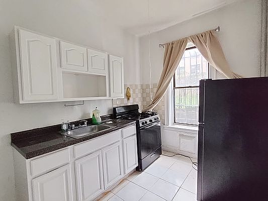 1st image of 1677 Saint Johns Pl #4D