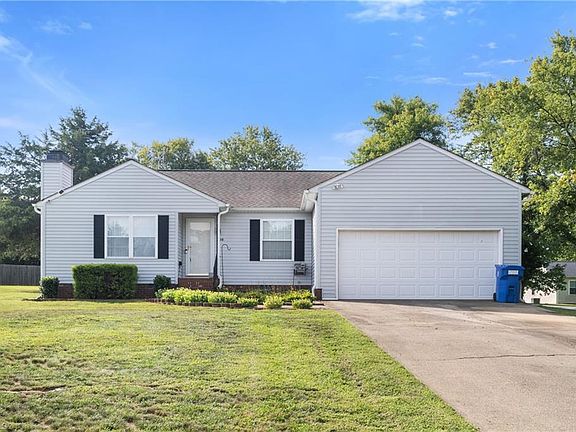 3rd image of 300 Prince Haven Ct