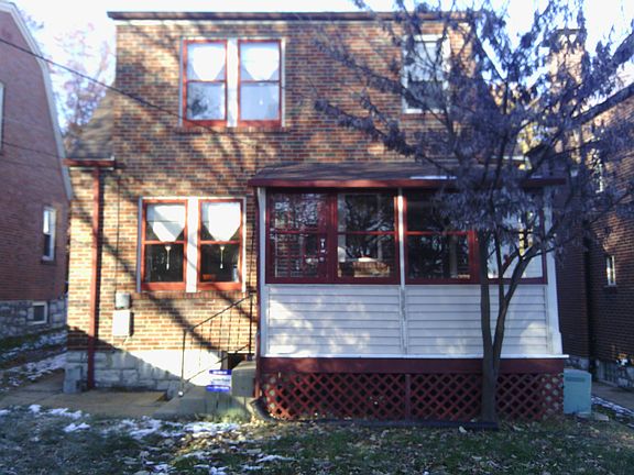4th image of 6614 Bancroft Ave