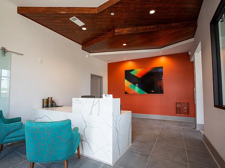 Leasing Office - Phase 1