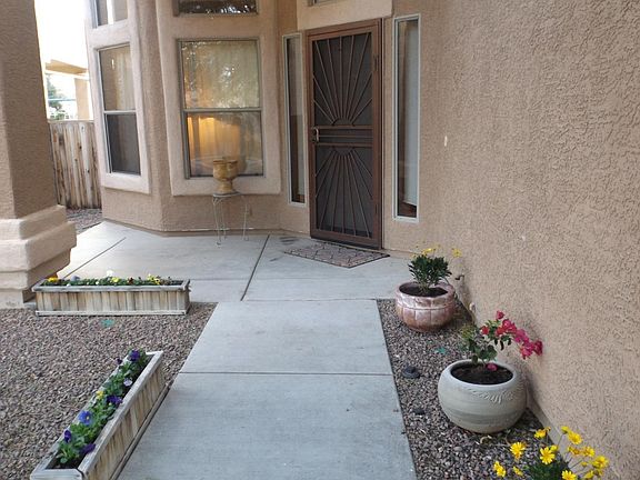 2nd image of 306 E Camino Del Abeto