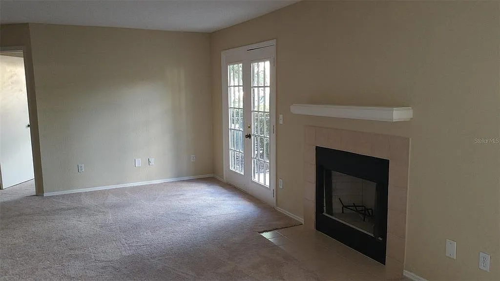 2 bed, 2.0 bath, 1007 sqft, $1,550 — Photo 3