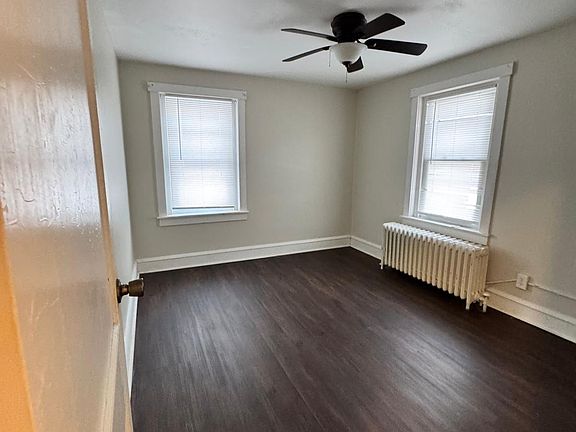4th image of 205 N Reber St