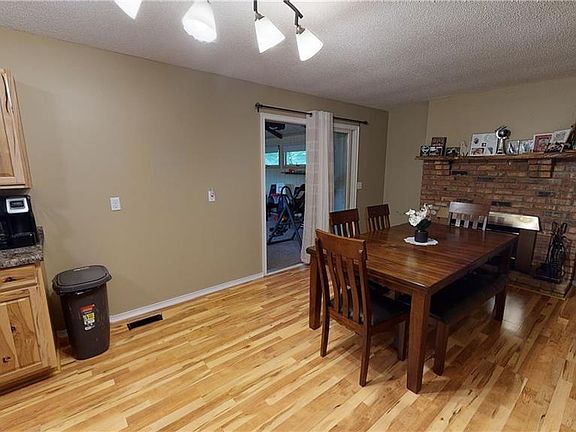 5th image of 2705 Eastroad