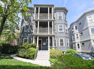 11A Centre St #1, Cambridge, MA 02139