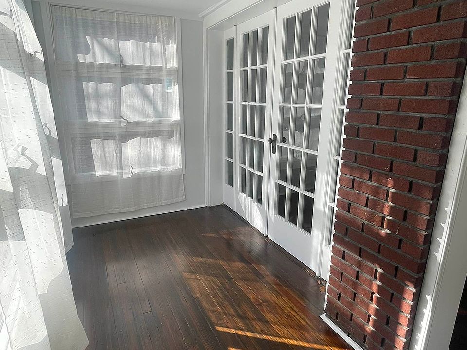 1st image of 2514 37th St #1