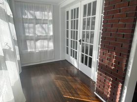 2514 37th St, Astoria, NY