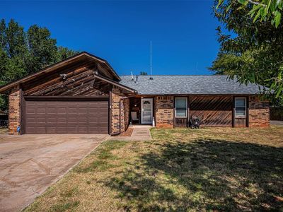 1825 E Longview Ln, Mustang, OK, 73064