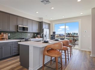 1671 W Lincoln Ave UNIT 101, Anaheim, CA 92801