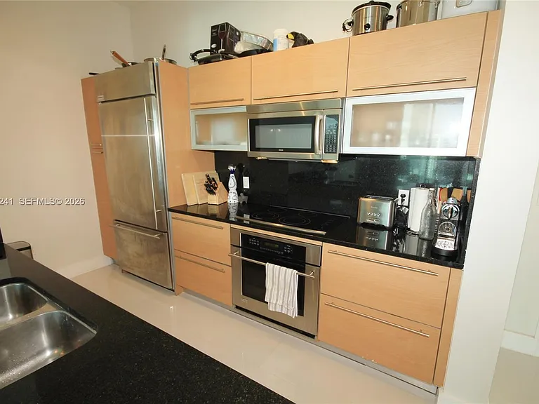950 Brickell Bay Dr #5000 — Photo 11