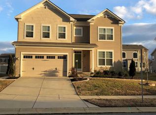 10518 Black Pine Ln, Waldorf, MD 20603