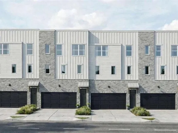 5700 Peach Valley Ln, Peachtree Corners, GA 30092