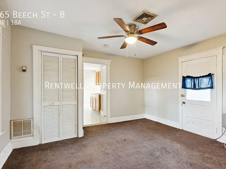 265 Beech St #B — Photo 4
