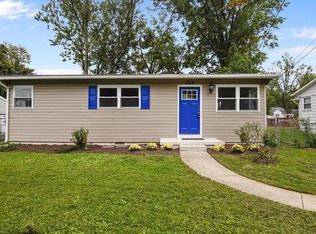 309 Crabb Ave, Rockville, MD 20850