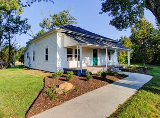 1802 Lively Rd, Maryville, TN 37801