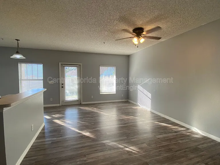 2076 Cypress Bay Blvd — Photo 15