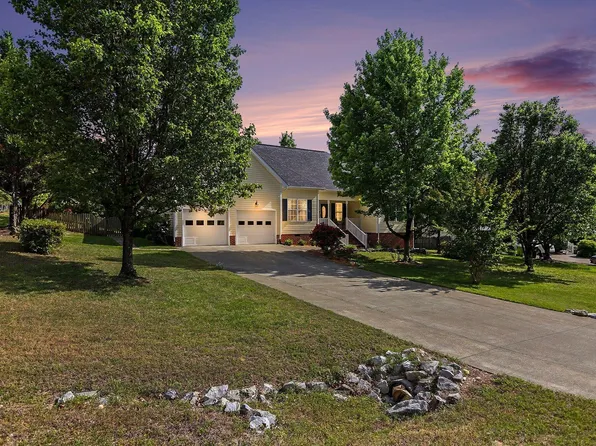 101 Maple St, Butner, NC 27509