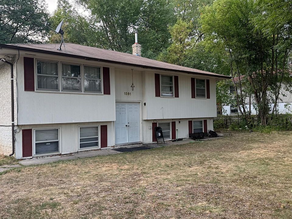1st image of 1561 Arkwright St