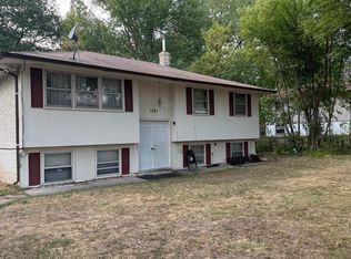 1561 Arkwright St, Saint Paul, MN 55130