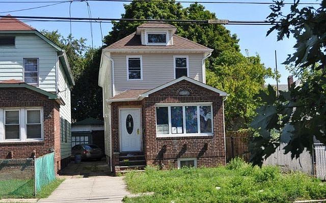 1st image of 117-233 St