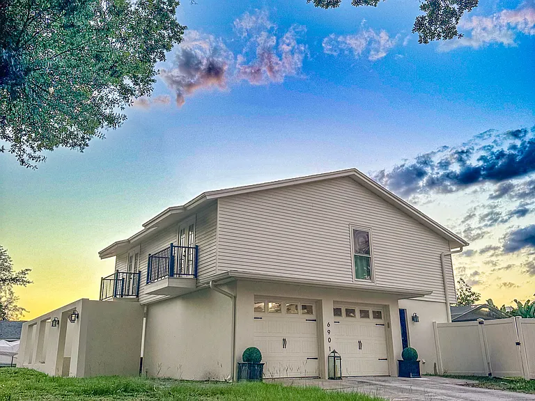 6901 Shady Pl — Photo 2