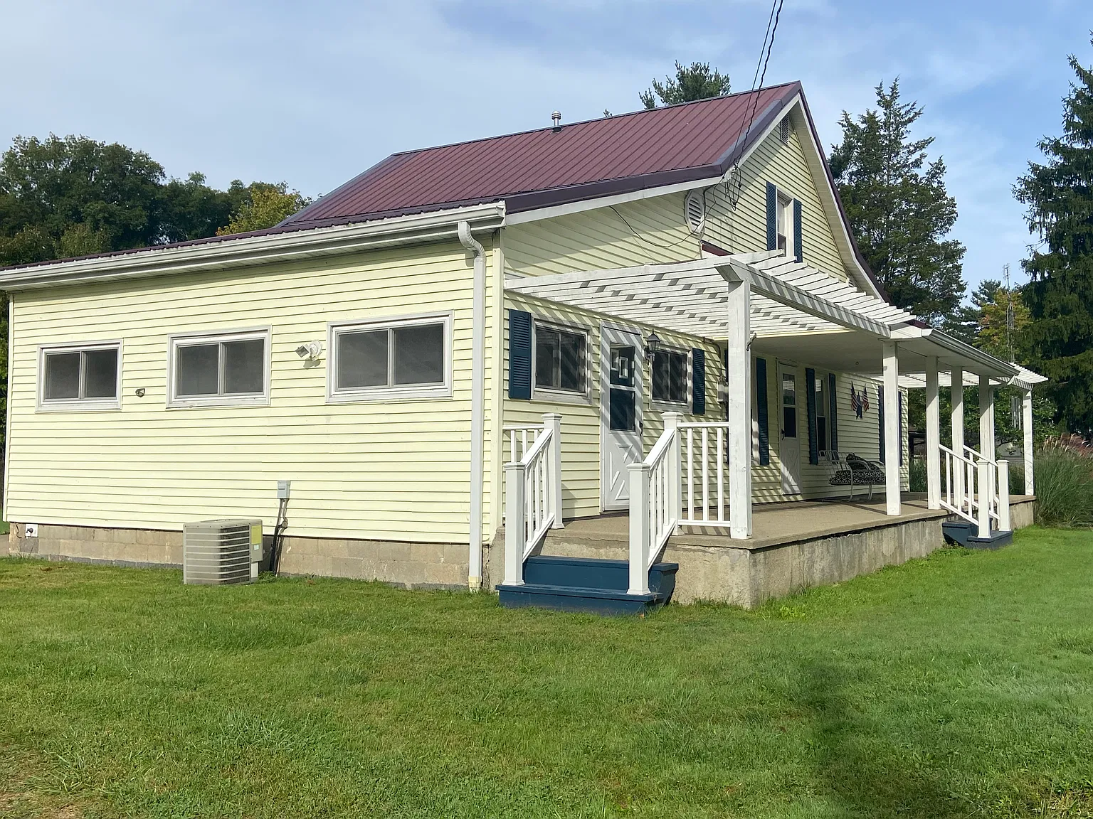 3 bed, 1700 sqft, $1,200 — Photo 2