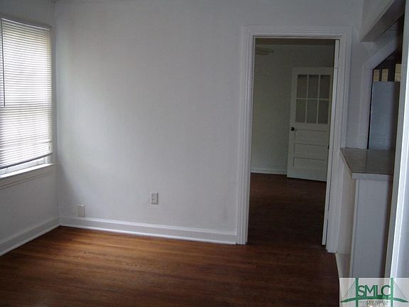 5th image of 2309 E 40th St