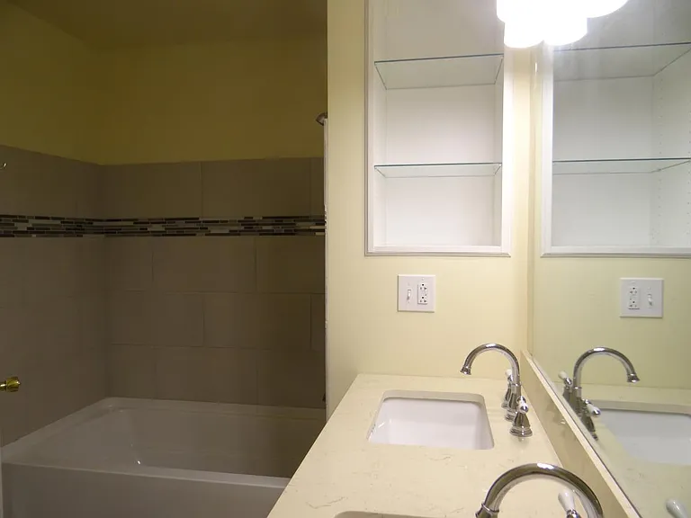 80 Contour Dr — Photo 13