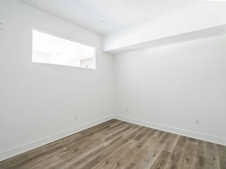 1420 Point Breeze Avenue — Photo 58