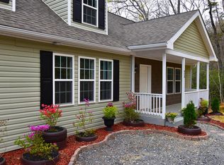 423 Crocus Ln, Dillsboro, NC 28725