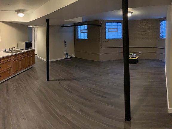 4th image of 5500 N Artesian Ave #G