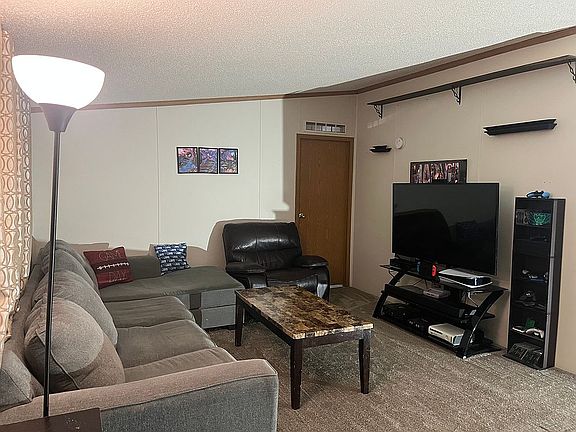 4th image of 4634 Butternut St