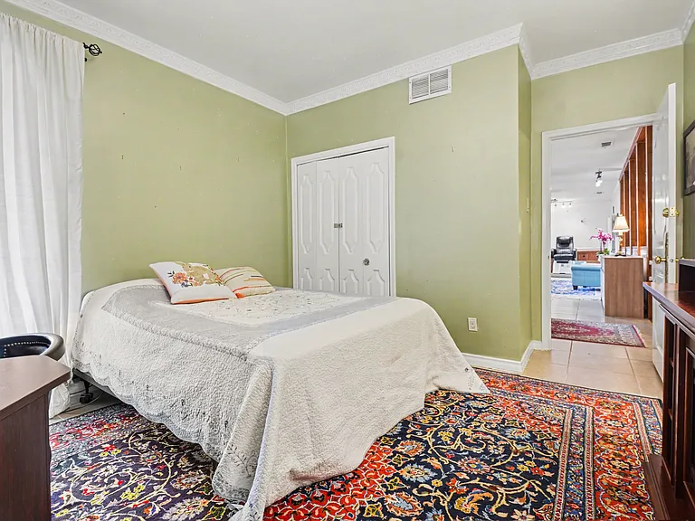 14140 Hillcrest Rd — Photo 10