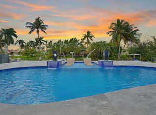 6825 Tradewind Way, Lake Worth, FL 33462