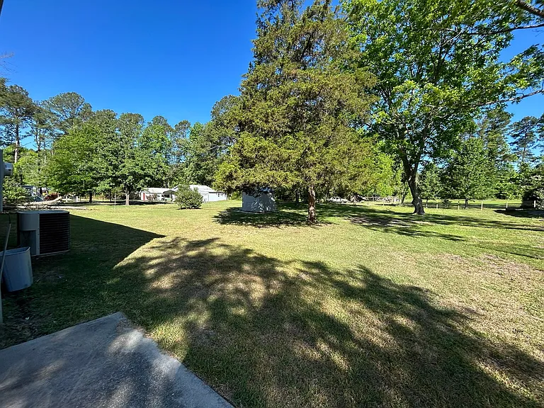 1386 Cherrytree Rd NE — Photo 20
