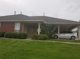 2219 Ragland Rd, Mansfield, TX 76063