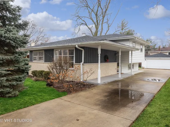 5806 Virginia Ave, Clarendon Hills, IL 60514