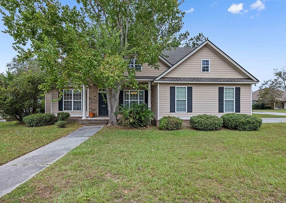 1st image of 3848 Thoreau Dr
