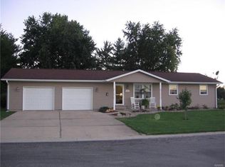 398 W 1st St, Aviston, IL 62216
