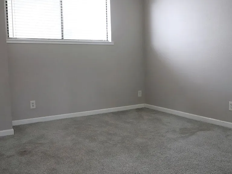 1890 Tradan Dr — Photo 14