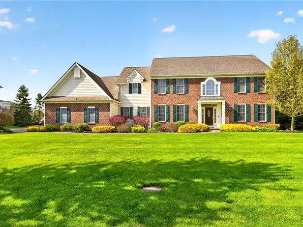 63 Mahogany Run, Pittsford, NY 14534